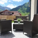 Alpenflair Lägenhet *